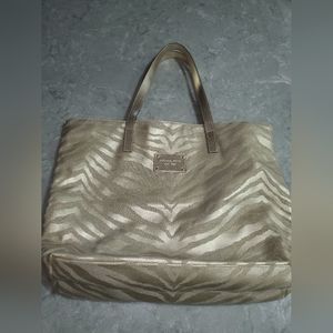 📢 VINTAGE ALERT! 📢 Michael Kors Animal Print Tote Bag